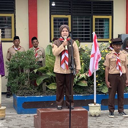 Semarak Peringatan Hari Pramuka ke-65 di SMP Negeri 4 Rembang