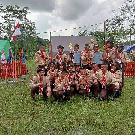JUARA 3 LOMBA LT 2 PRAMUKA TIGKAT KWARAN