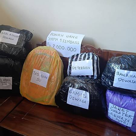 Warga SMP N 4 Rembang Gelar Aksi Donasi Peduli Bencana Alam di Purbalingga